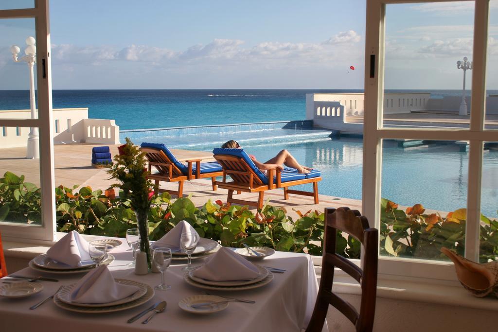Hotel&Museo Casa Turquesa Cancun Bagian luar foto
